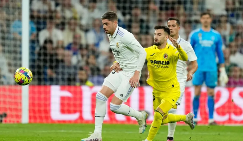 Fede Valverde y Alex Baena en el partido que dinamitó toda la polémica: IMAGO