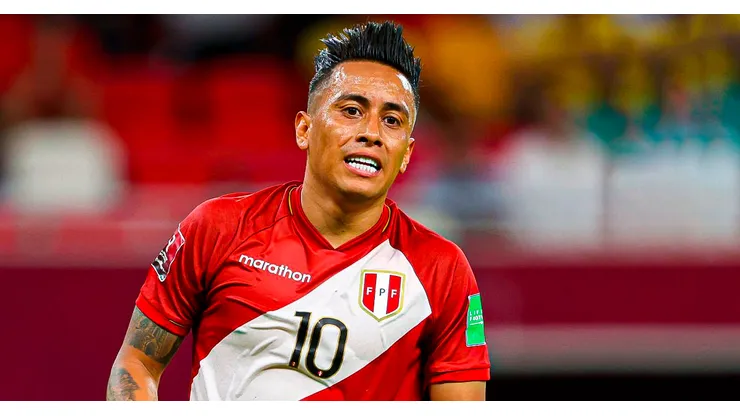 Christian Cueva jugando para Perú.