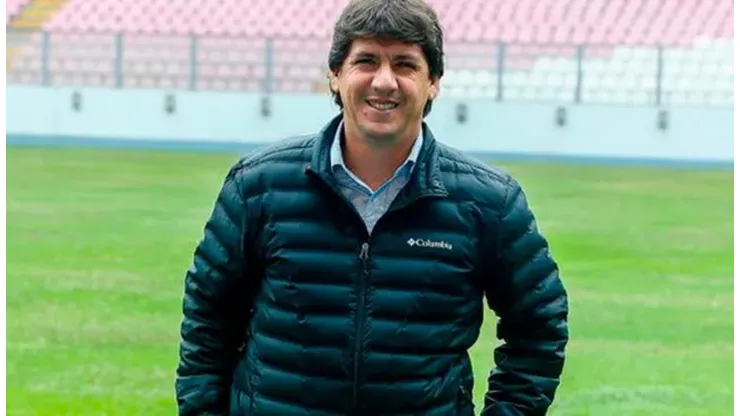 Hinchas de Universitario criticaron a Jean Ferrari