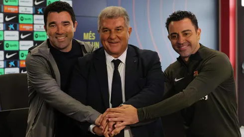 Xavi Hernández seguirá en el cargo de entrenador del FC Barcelona.