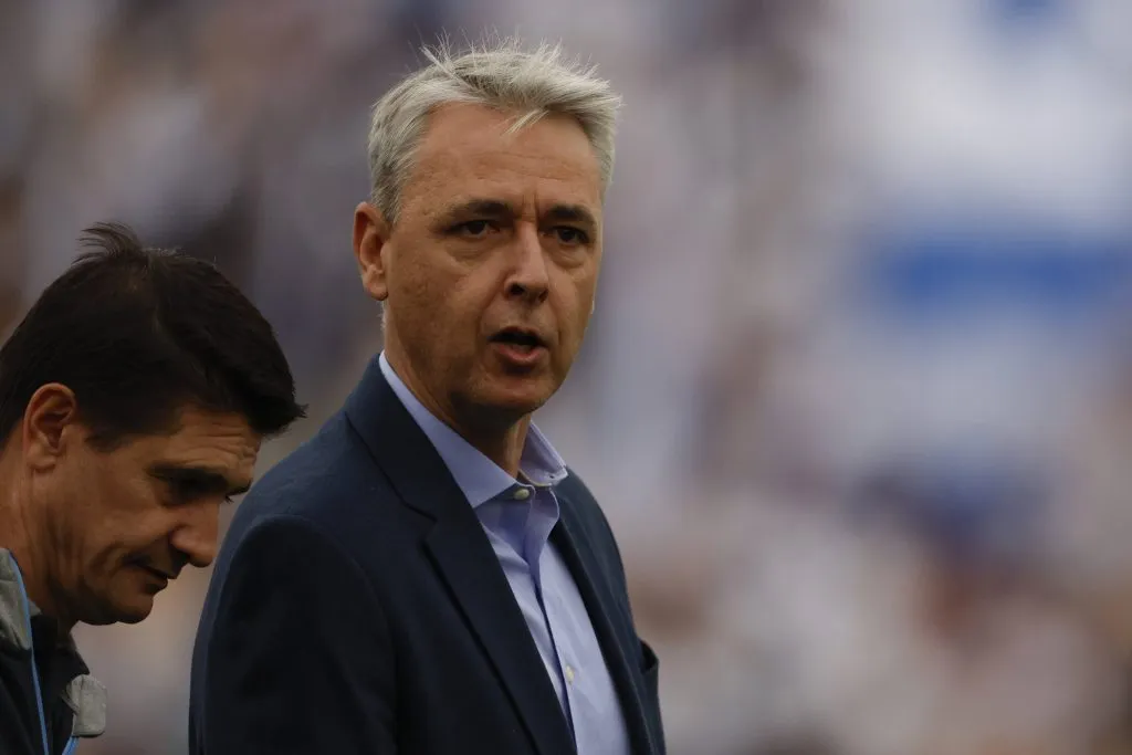Tiago Nunes dirigiendo a la Universidad Católica. (Foto: IMAGO).