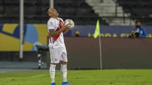 Christian Cueva y los consejos del Mago Valdivia