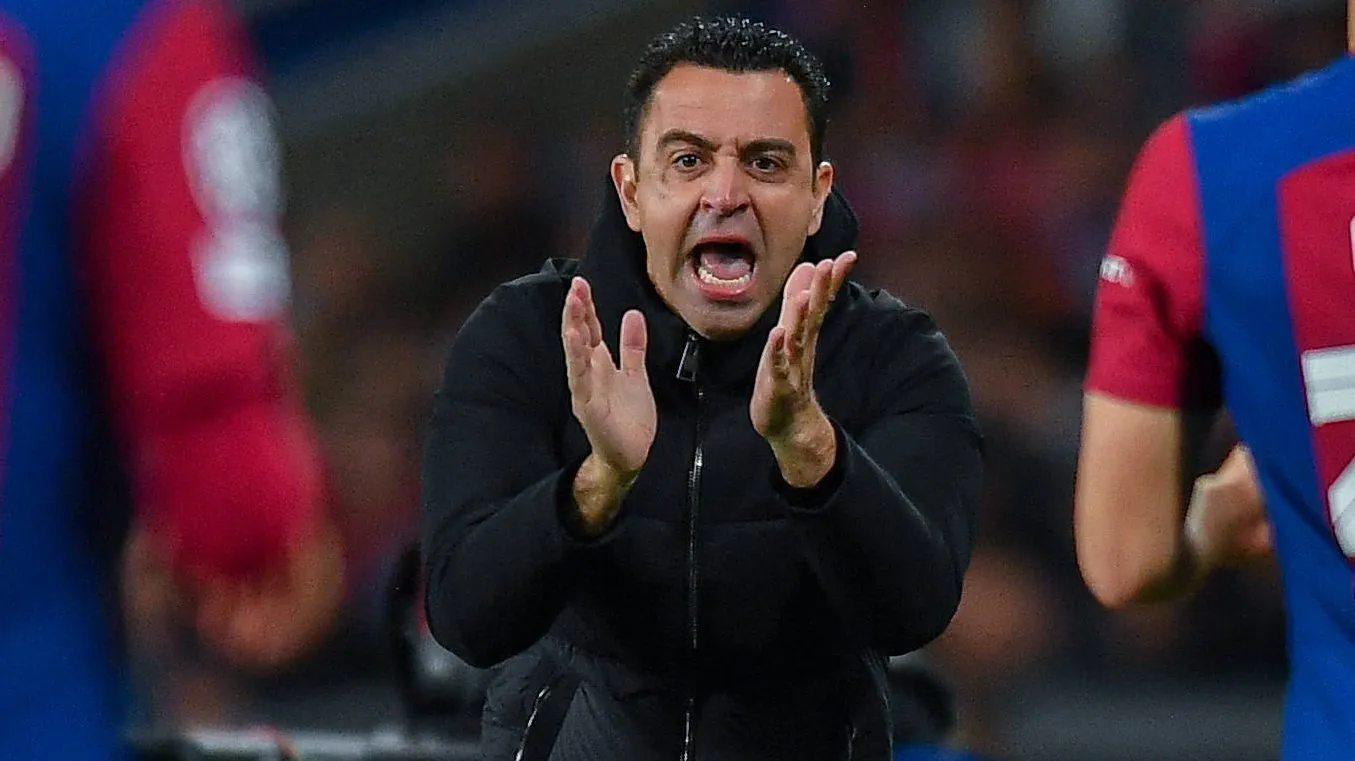 Xavi, cerca de quedarse en el Barcelona.
