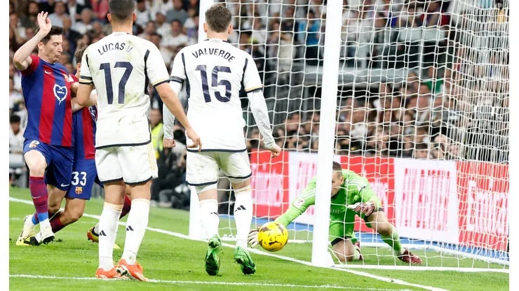 La jugada de la polémica en LaLiga durante Real Madrid vs. Barcelona.