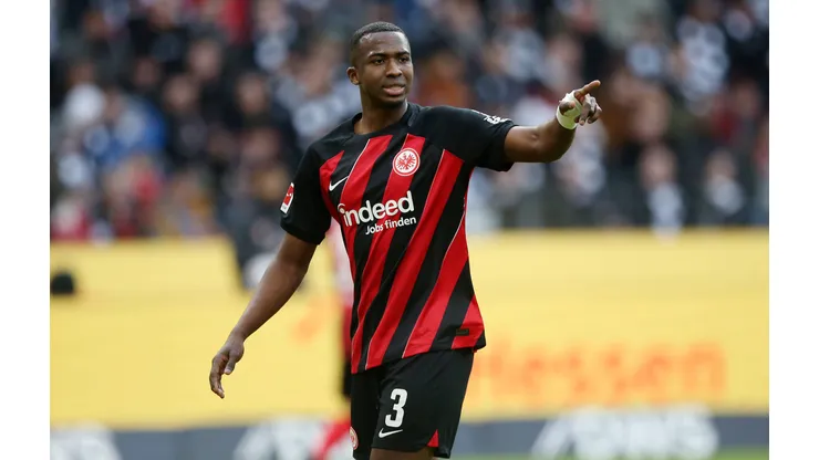 William Pacho 3, Eintracht Frankfurt 25.02.2024, Fußball, 1. Bundesliga, Eintracht Frankfurt - VfL Wolfsburg, 23. Spieltag, Saison 2023/24, Deutsche Bank Park, Frankfurt / Main, Deutschland, zmdz, ** DFB & DFL regulations prohibit any use of photographs as image sequences and/or quasi-video. ** Eintracht Frankfurt - VfL Wolfsburg *** William Pacho 3, Eintracht Frankfurt 25 02 2024, Football, 1 Bundesliga, Eintracht Frankfurt VfL Wolfsburg, 23 Matchday, Season 2023 24, Deutsche Bank Park, Frankfurt Main, Germany, zmdz, DFB DFL regulations prohibit any use of photographs as image sequences and or quasi video Eintracht Frankfurt VfL Wolfsburg