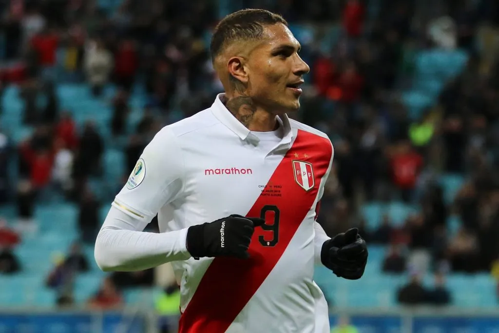 El inagotable Paolo Guerrero. (Foto: IMAGO)
