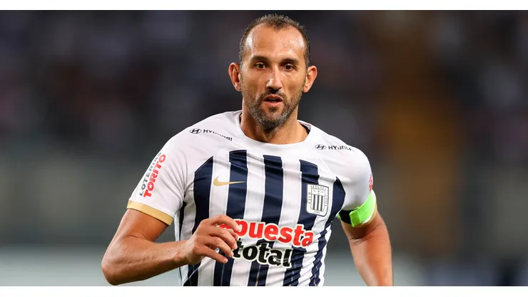 Alianza Lima y Hernán Barcos.