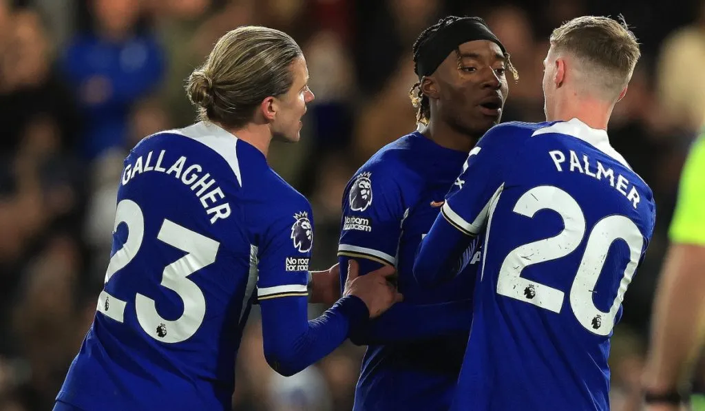 Palmer y Madueke discuten por el lanzamiento de penalti: IMAGO