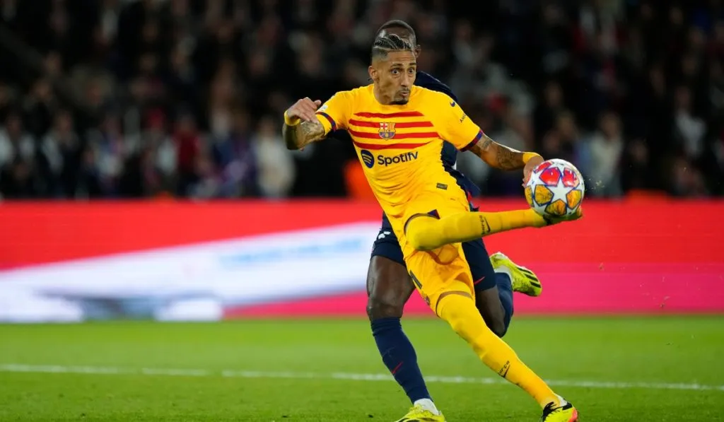 Raphina y su segundo gol ante PSG con Barcelona en París: IMAGO