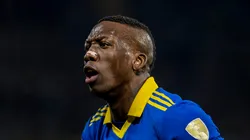 Luis Advíncula y Boca Juniors.