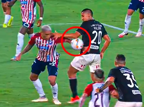 Hinchas de Universitario explotaron y exigieron este peculiar pedido