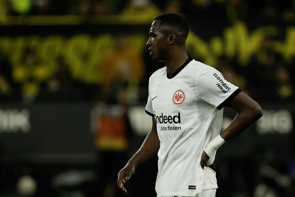 William Pacho podría tener nuevo equipo para la próxima temporada. (Foto: IMAGO)