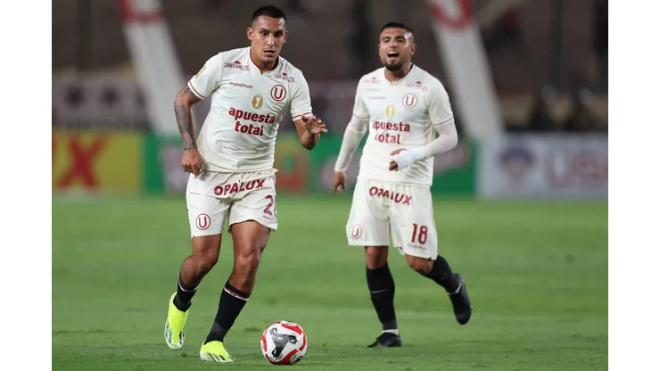 Universitario y su once titular contra Junior