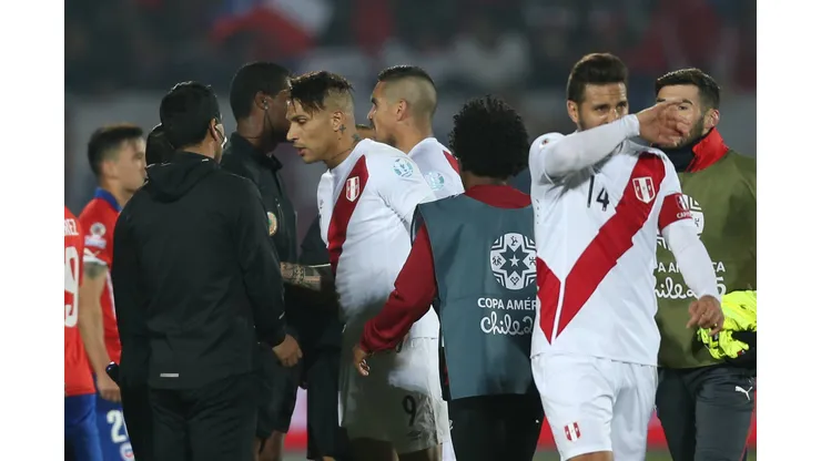 Paolo Guerrero y el comentario de Claudio Pizarro