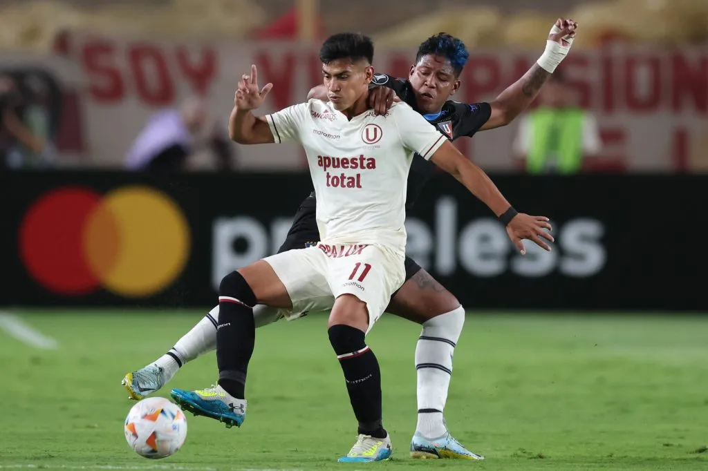 Rivera jugando para Universitario. (Foto: Universitario Prensa)