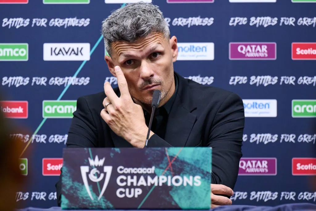 Fernando Ortiz, el entrenador argentino de los Rayados de Monterrey.