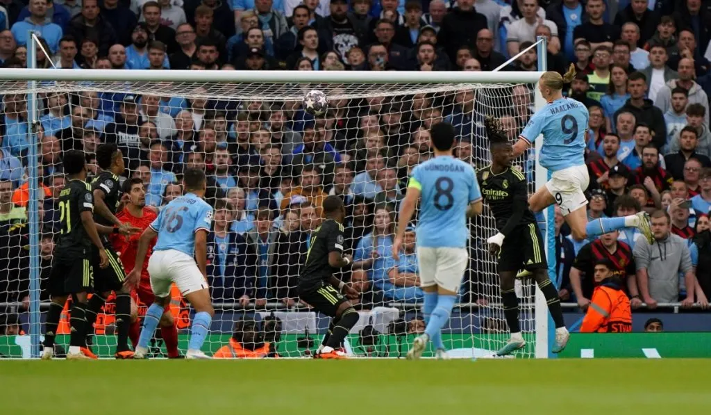 Una de las atajas de Courtois a Haaland en la última eliminatoria: IMAGO