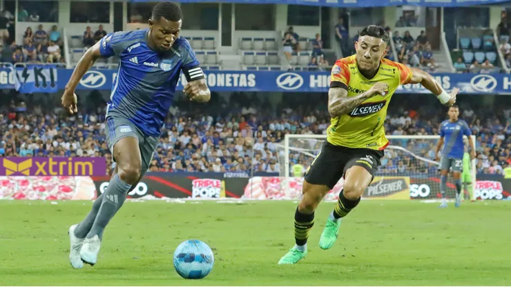 Es figura de Emelec y Ariel Holan lo quiere para Barcelona