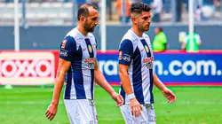 Hernán Barcos y Carlos Zambrano en Alianza Lima.