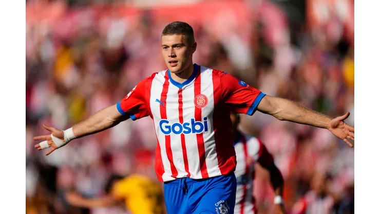 Artem Dovbyk termina con la dictadura de Real Madrid y Barcelona.