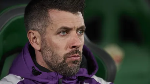 La afición del Real Valladolid pide que Paulo Pezzolano dimita más allá del ascenso a LaLiga.