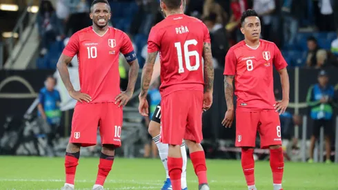 Jefferson Farfán y Christian Cueva denuncian a Alianza Lima