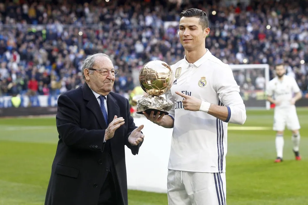 Paco Gento junto a Cristiano Ronaldo, 2017. (Foto: Imago)
