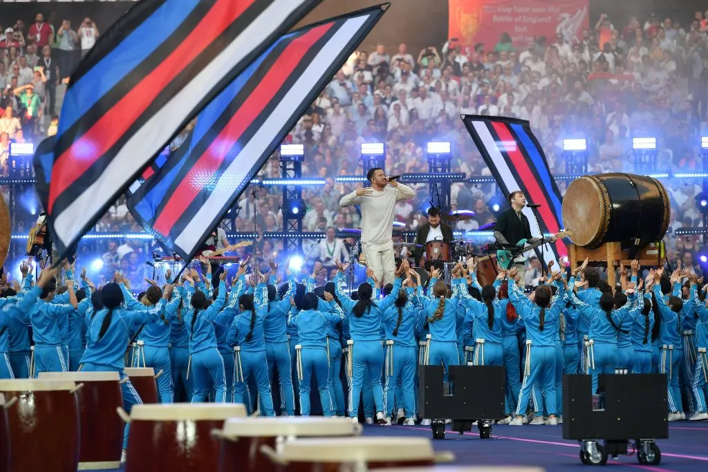 Imagine Dragons, en el estadio Metropolitano, previo al choque entre Tottenham y Liverpool. (Foto: Imago)