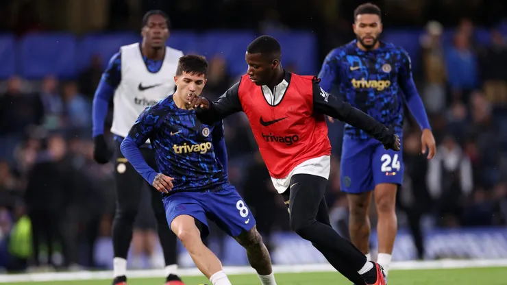 Moisés Caicedo y Enzo Fernández en el Chelsea . Foto: GETTY.