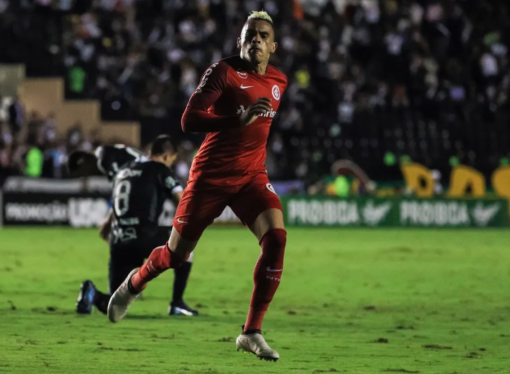 Álvez llegó a ser titular en el Internacional de Porto Alegre. (Foto: Imago)