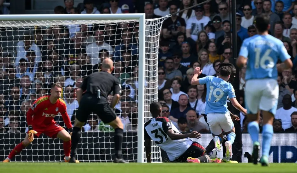 La acción del penalti que desató el episodio Julián Álvarez-Gvardiol: IMAGO
