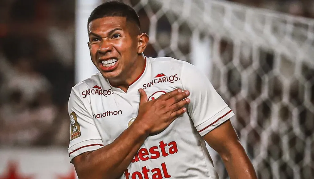 Flores será titular en el duelo entre Universitario vs. Botafogo. (Foto: Universitario Prensa)