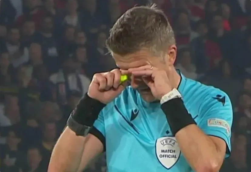 La emoción de Daniele Orsato tras el PSG vs. Borussia Dortmund.