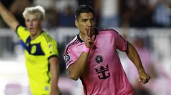 Luis Suárez llegó a los 500 goles en clubes y sigue presionando para ser convocado para la Copa América.