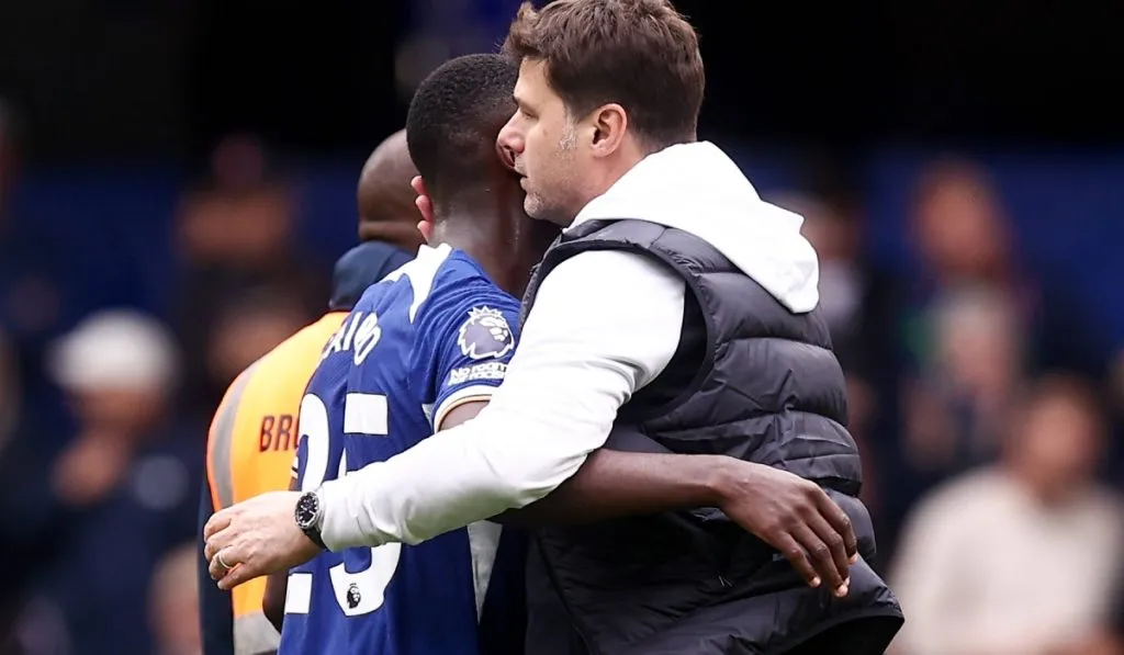 Pochettino festejando con sus jugadores tras el 5-0 a West Ham: IMAGO