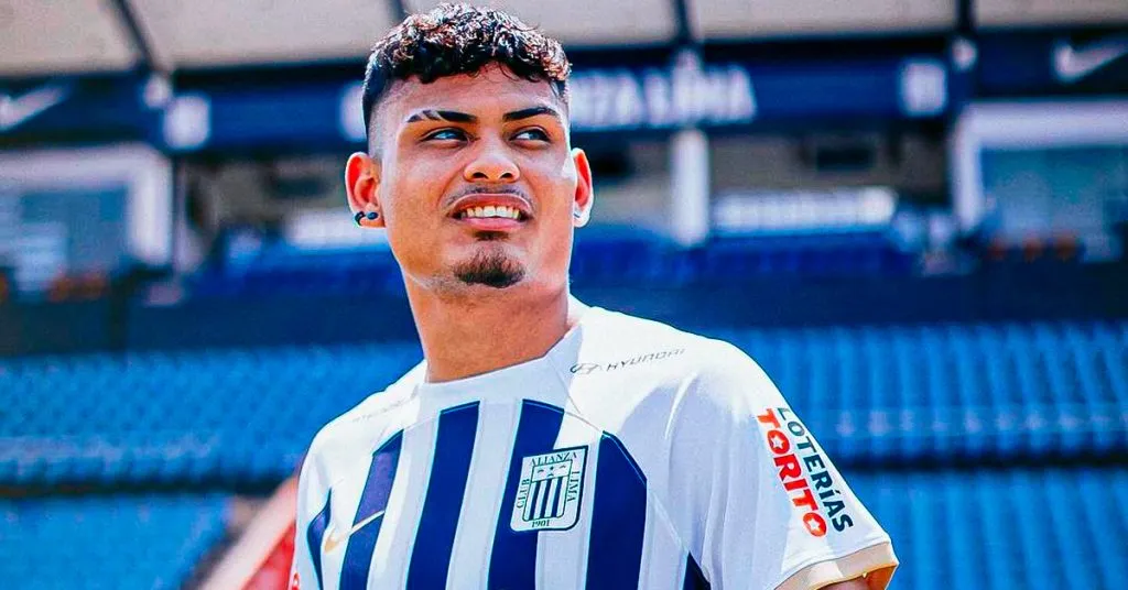 De Santis llegando a Alianza. (Foto: IMAGO)