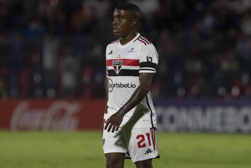 Jhegson Méndez tendría que volver a Brasil para la segunda mitad de este 2024. (Foto: Imago)