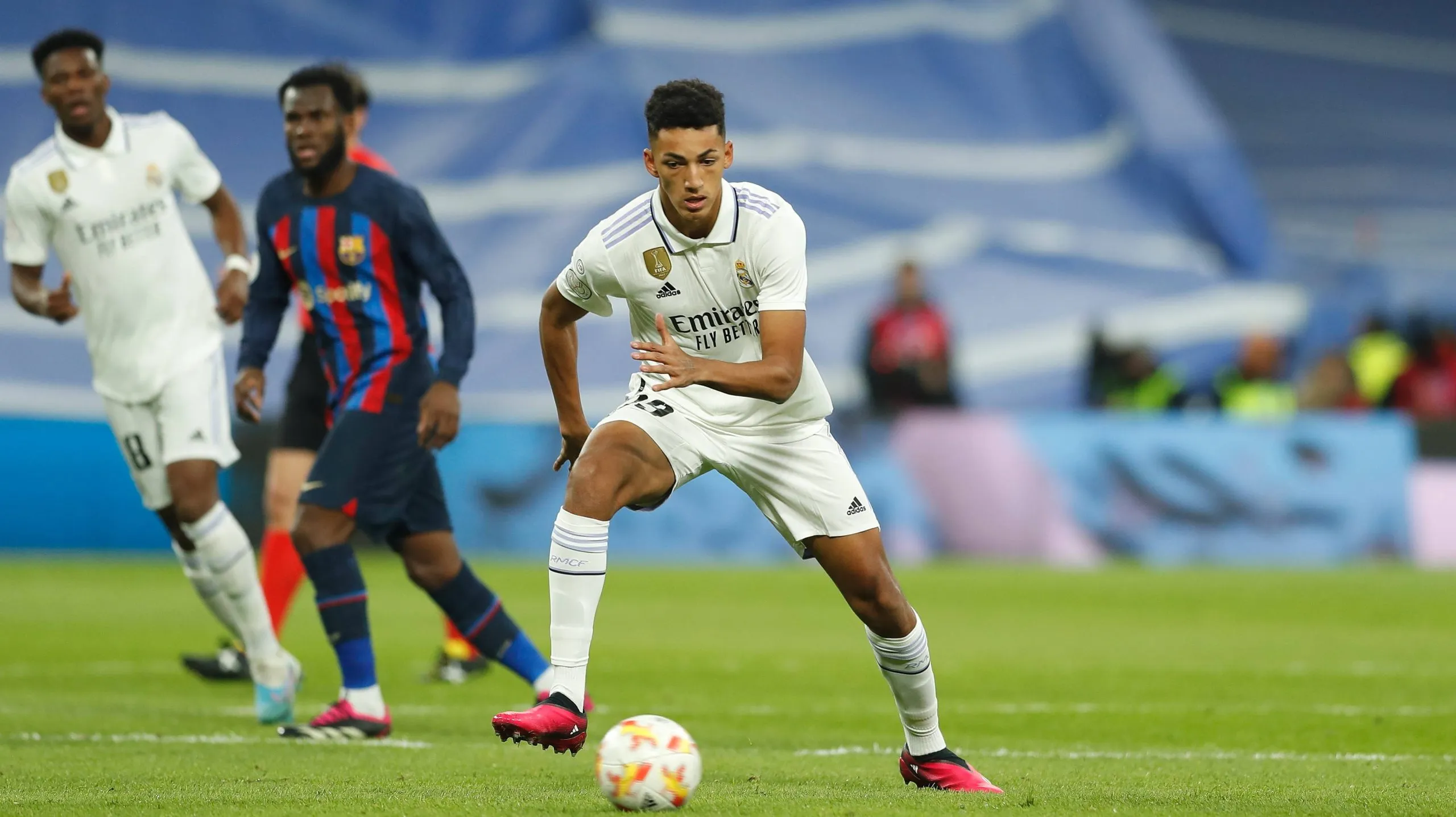 Álvaro RodrÍguez frente al Barcelona.