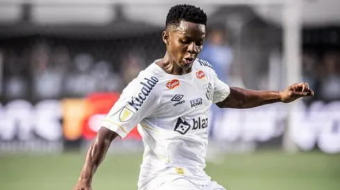 Juan Cazares vuelve al fútbol ecuatoriano luego de casi 15 años.