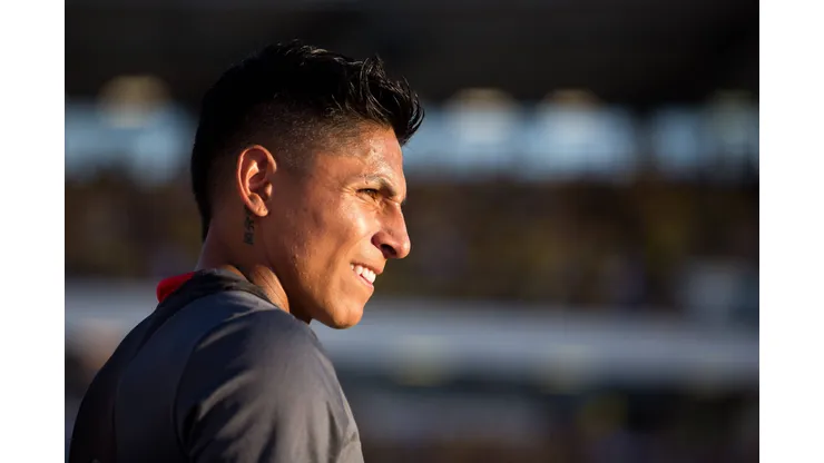 Raúl Ruidíaz a un paso de volver a Universitario de Deportes