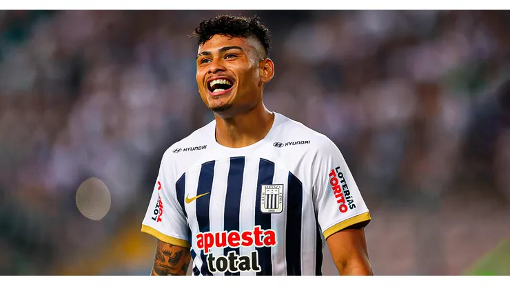 Jeriel De Santis convirtió su primer gol con Alianza Lima.