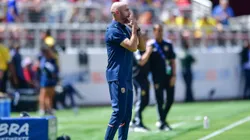 La fuerte crítica de los hinchas ecuatorianos a Félix Sánchez Bas