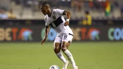 El volante se quejó de los hinchas de Ecuador