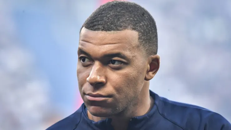 Kylian Mbappé se pone en manos de sus abogados por su disputa con PSG.