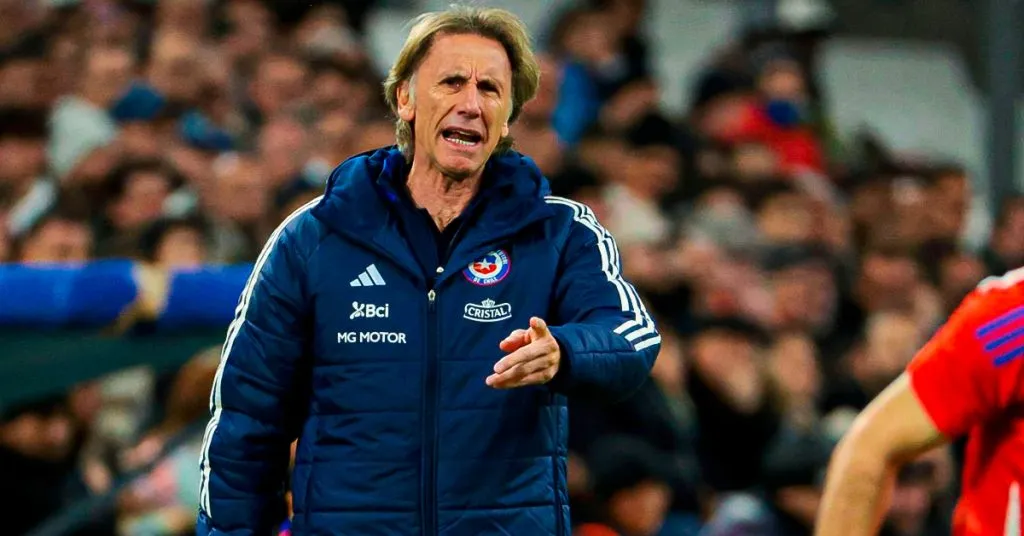 Gareca dirigiendo a Chile. (Foto: IMAGO)