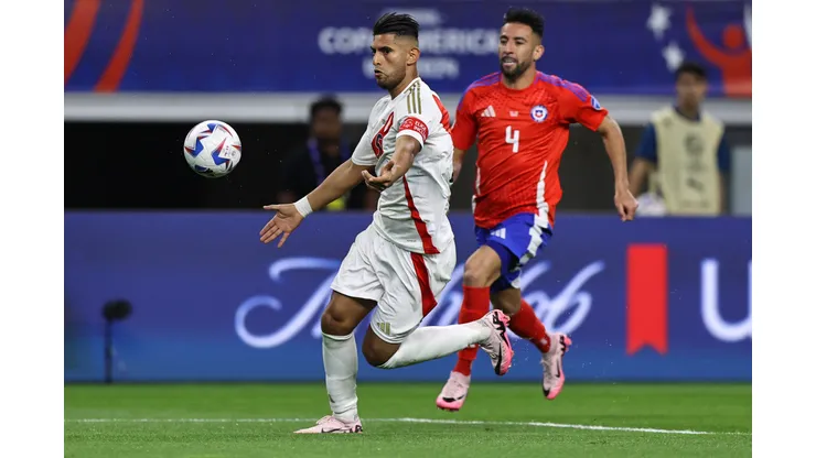 Carlos Zambrano pegó tras empatar con Chile
