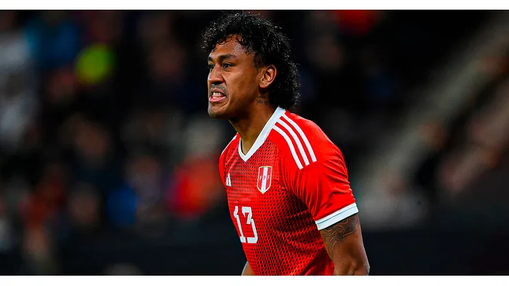 Renato Tapia no jugará en el Perú vs. Chile.