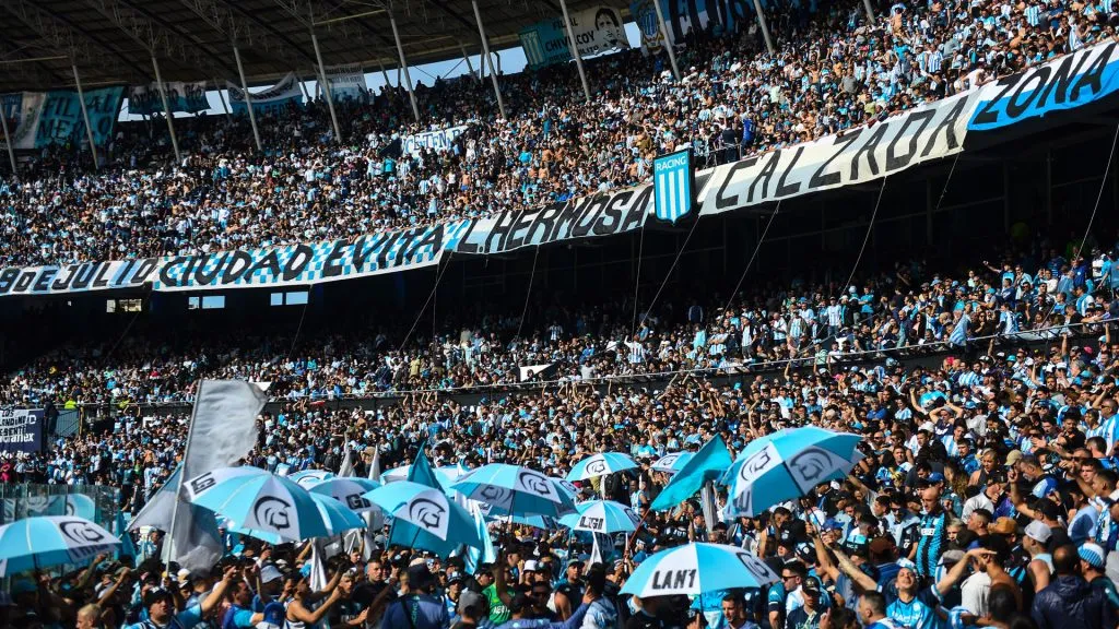 La Academia cuenta con una de las hinchadas más apasionadas (Getty Images)