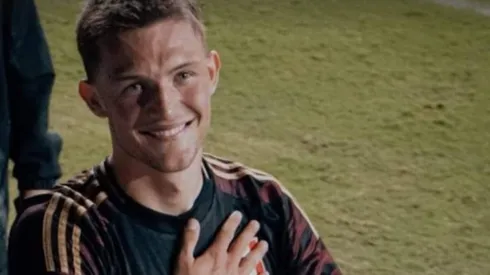 Oliver Sonne insulta en español y cantando himno nacional