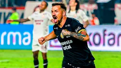 Gabriel Costa jugnado en Alianza Lima.